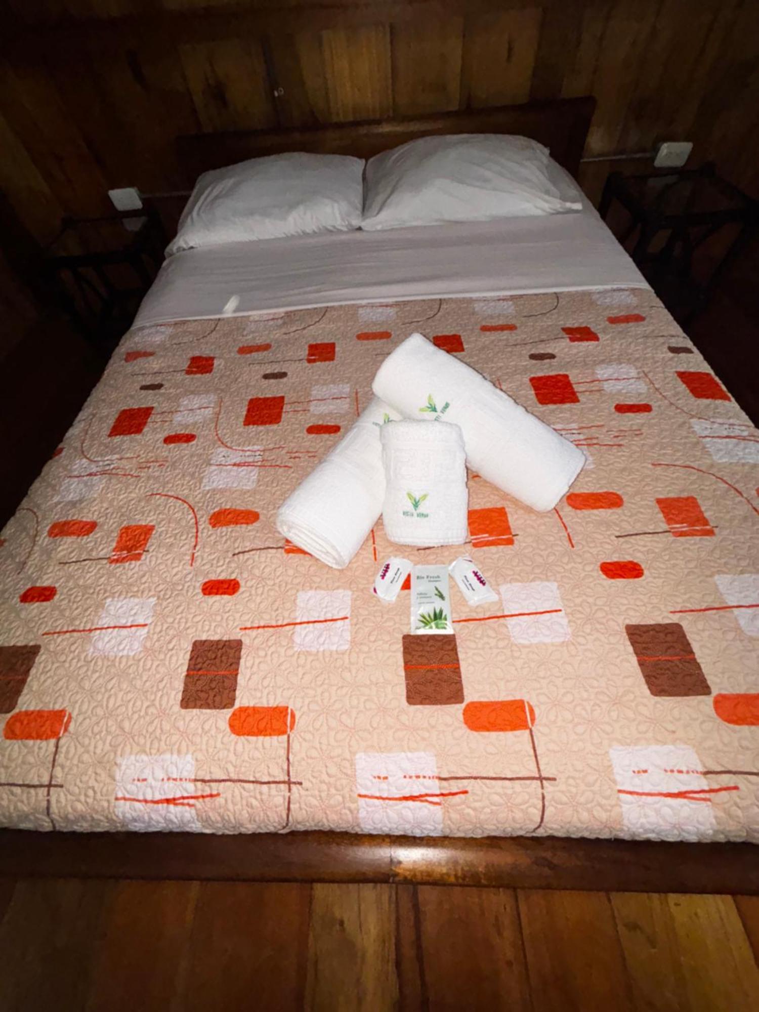 Hostal Vista Verde มินโด ภายนอก รูปภาพ