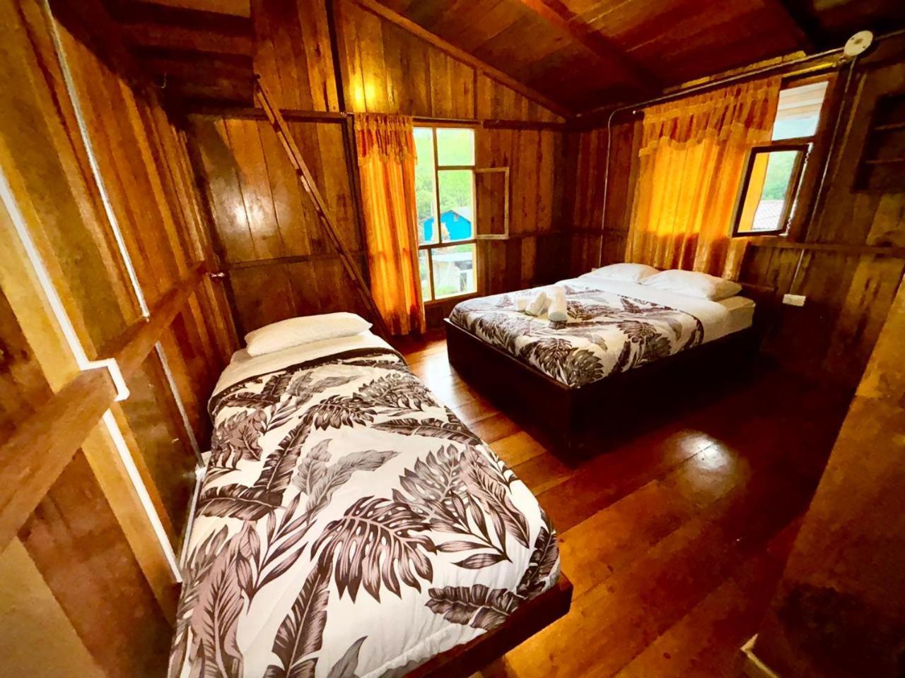 Hostal Vista Verde มินโด ภายนอก รูปภาพ