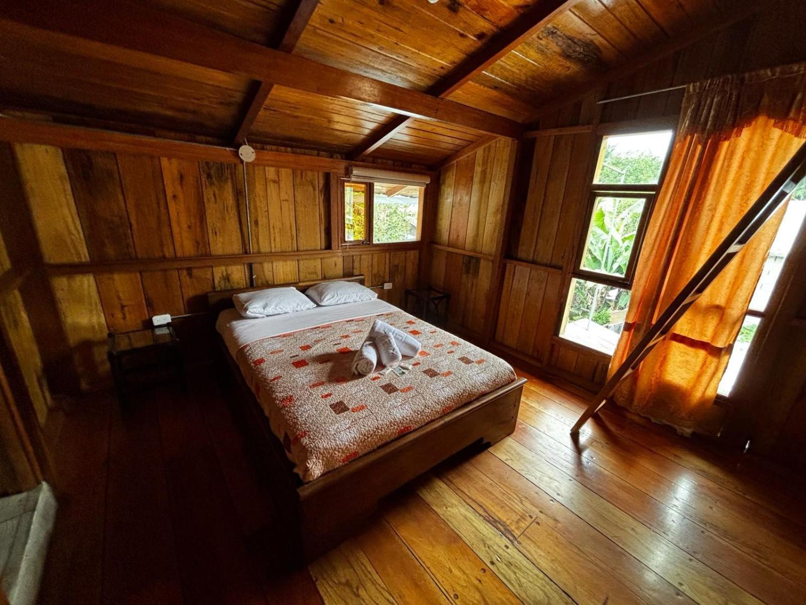Hostal Vista Verde มินโด ภายนอก รูปภาพ